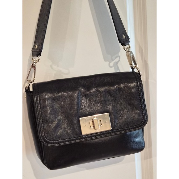 kate spade Handbags - Kate Spade Black Leather Harlow Irving Place Crossbody Bag PXRU2793